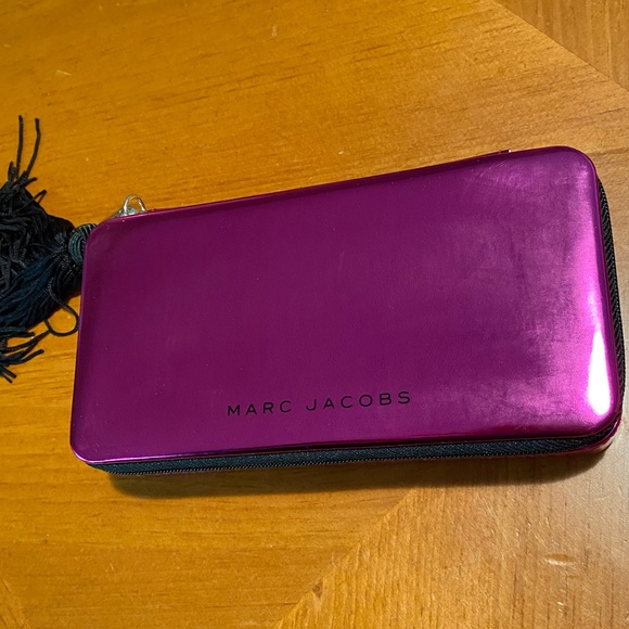 Marc Jacobs Cosmetic Case/Clutch - Picture 4 of 13